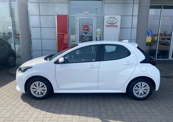 Toyota Yaris cena 68900 przebieg: 66604, rok produkcji 2022 z Raszków małe 232
